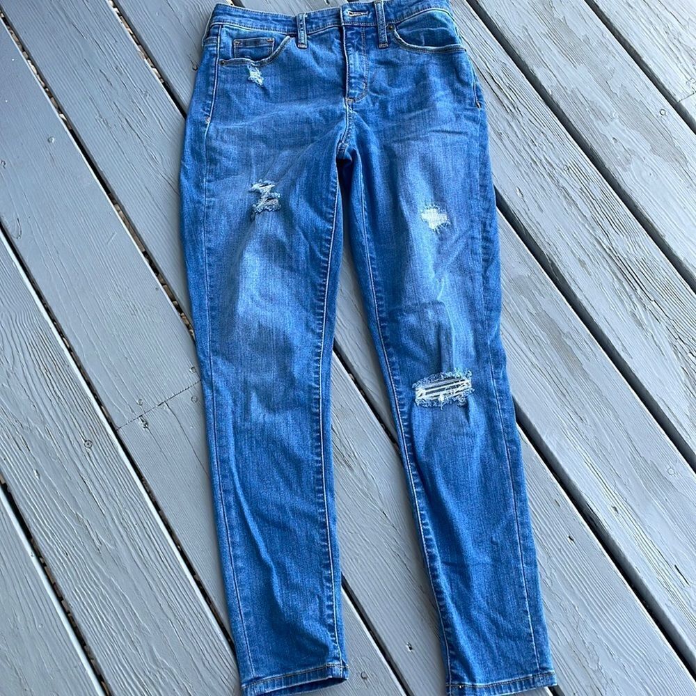Universal thread jeans 